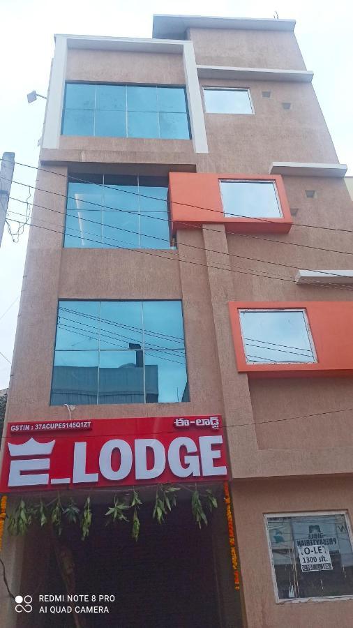 Hotel E Lodge Visakhapatnam Extérieur photo